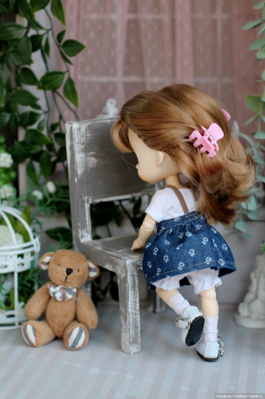 Малышка Xiaomi Monst и стул (фото 3)