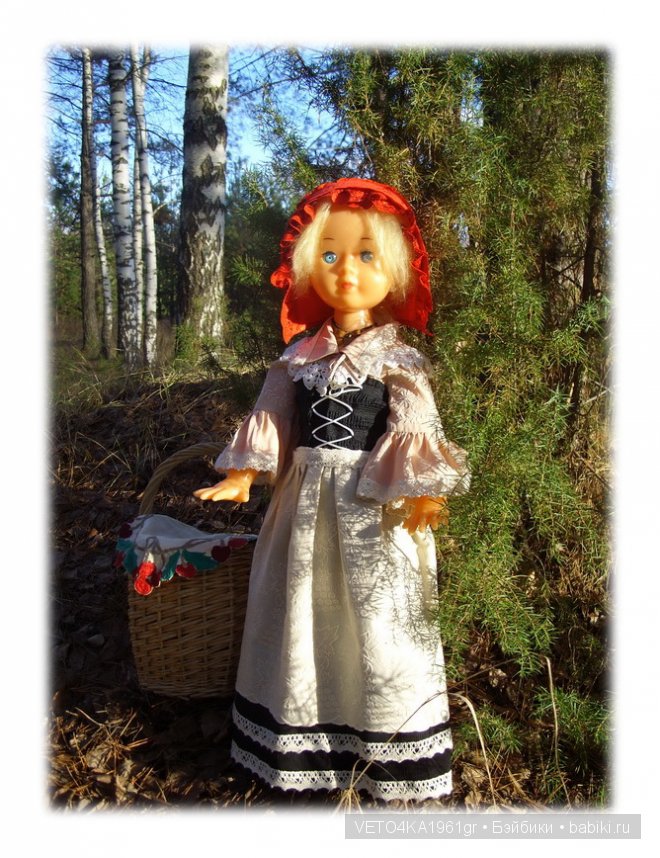 Костюмерная за кулисами или сказочные роли винтажной куклы Нины