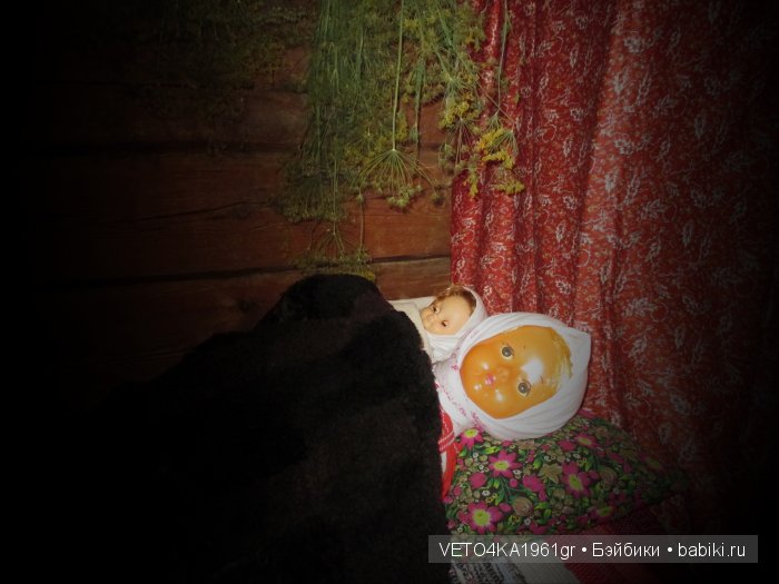 Июль сенокосом славен. Куклы в русских народных костюмах