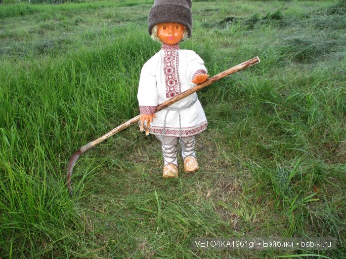 Июль сенокосом славен. Куклы в русских народных костюмах (фото 10)