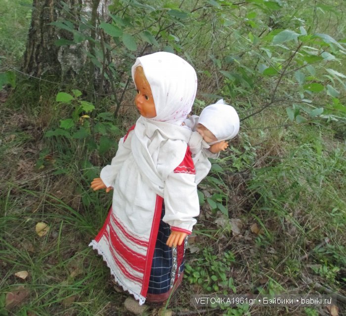 Июль сенокосом славен. Куклы в русских народных костюмах