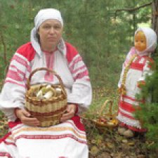 В златотканные дни сентября...   или фото на конкурс "Как куклы похожи на своих мам".
