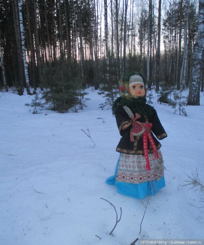 Кохта (коротайка) - элемент русского народного костюма для весны и осени