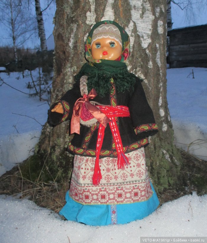 Кохта (коротайка) - элемент русского народного костюма для весны и осени