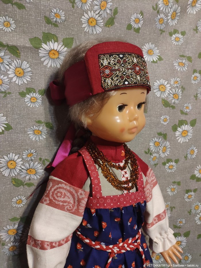 Северно-великорусский крестьянский наряд для куклы Нины (Кругозор)