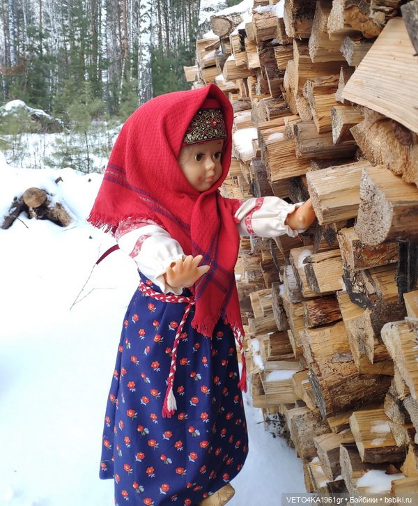 Северно-великорусский крестьянский наряд для куклы Нины (Кругозор)