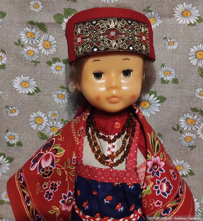 Северно-великорусский крестьянский наряд для куклы Нины (Кругозор)