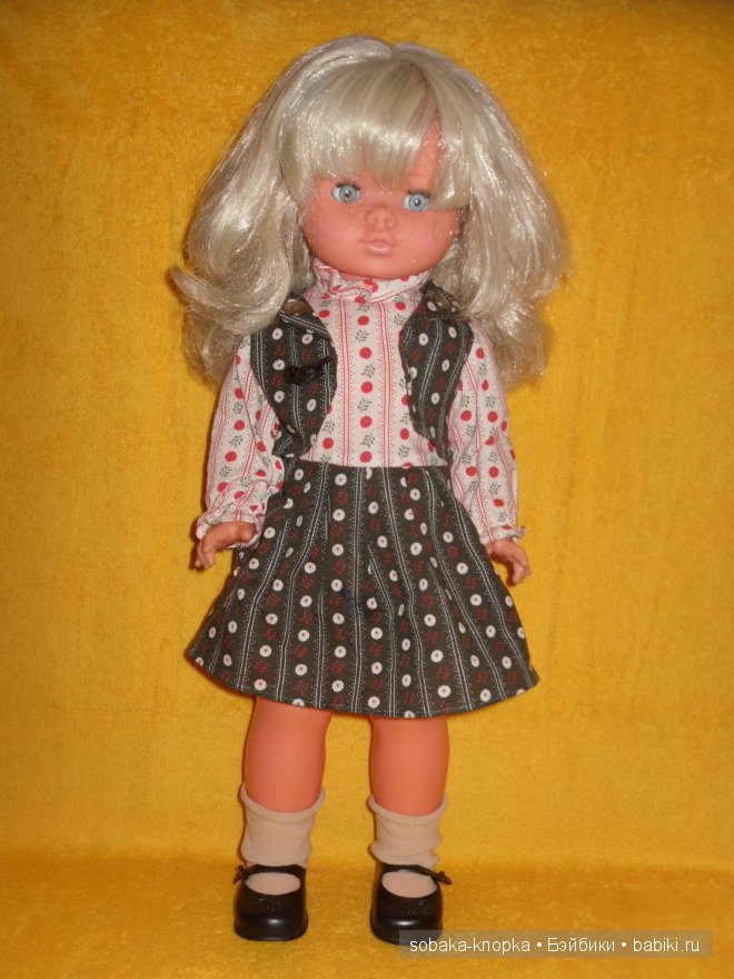 В полдень или в полночь, друг придет на помощь! Нарядик для винтажной куклы