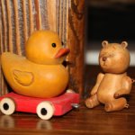 Игрушки из дерева