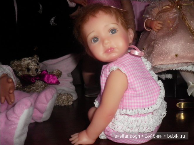 Кукла-малышка Хейли ждет объятий. Коллекционная кукла Ashton Drake - Hailey Needs A Hug (фото 2)