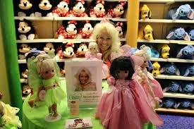 Куклы Precious Moments dolls (Драгоценные моменты). Sam Butcher (Сэм Батчер)