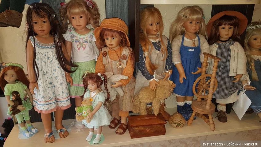 Мое решение в размещении коллекционных кукол или про то, как катострофически не хватает места