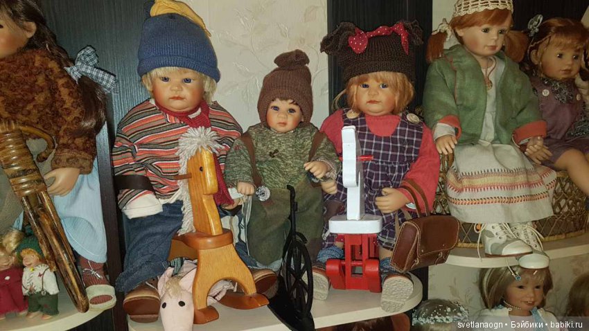 Мое решение в размещении коллекционных кукол или про то, как катострофически не хватает места