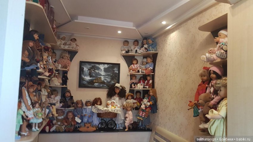 Мое решение в размещении коллекционных кукол или про то, как катострофически не хватает места (фото 2)