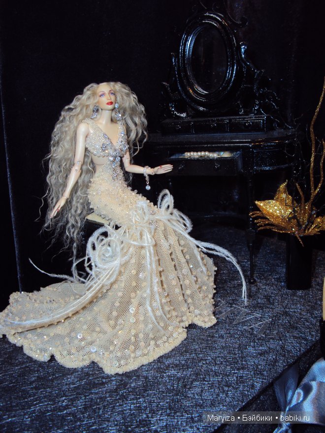 "Весенний бал кукол 2013". Ещё немного о выставке в Ветошном