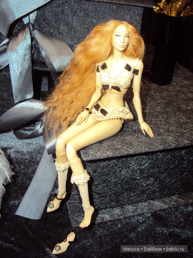 "Весенний бал кукол 2013". Ещё немного о выставке в Ветошном