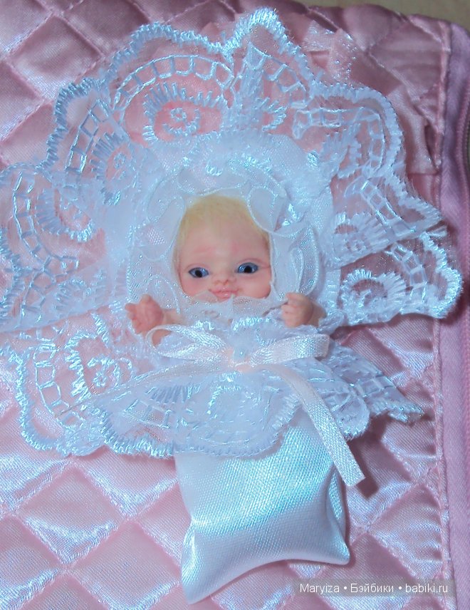 Малютка из пластики Варечка ООАК. Мини кукла