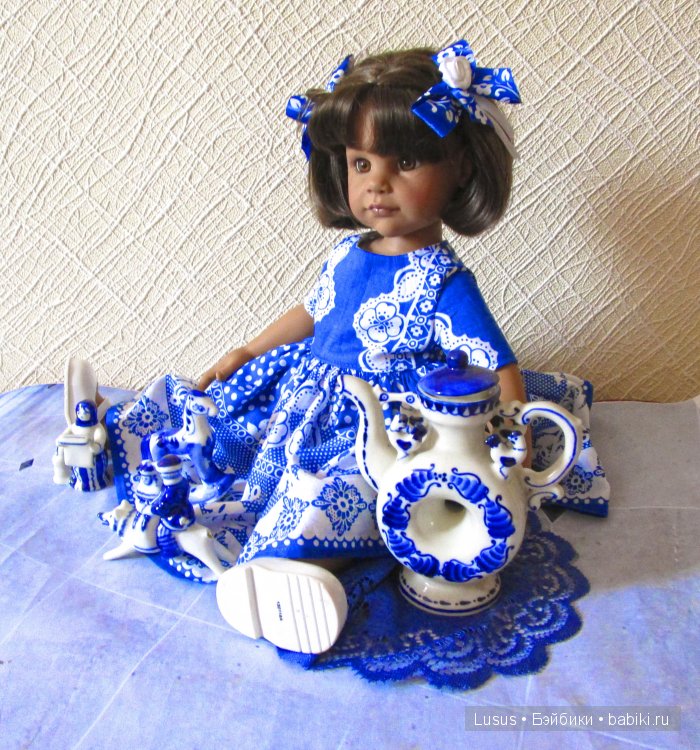 Платье "Гжель" для кукол Готц | Бэйбики Платье "Гжель" для кукол Готц (фото 6)