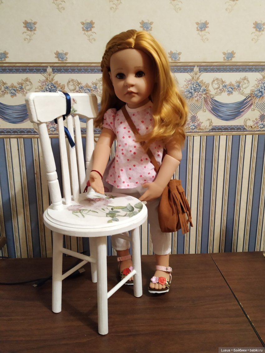 Достала из коробок кукол Готц