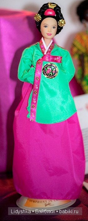 Необычная выставка кукол Барби Яны Мирной, 2014