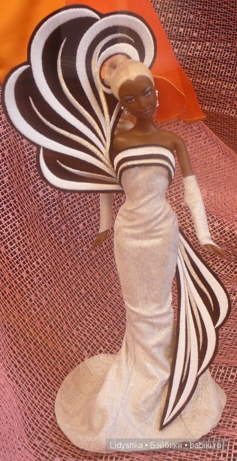 Необычная выставка кукол Барби Яны Мирной, 2014