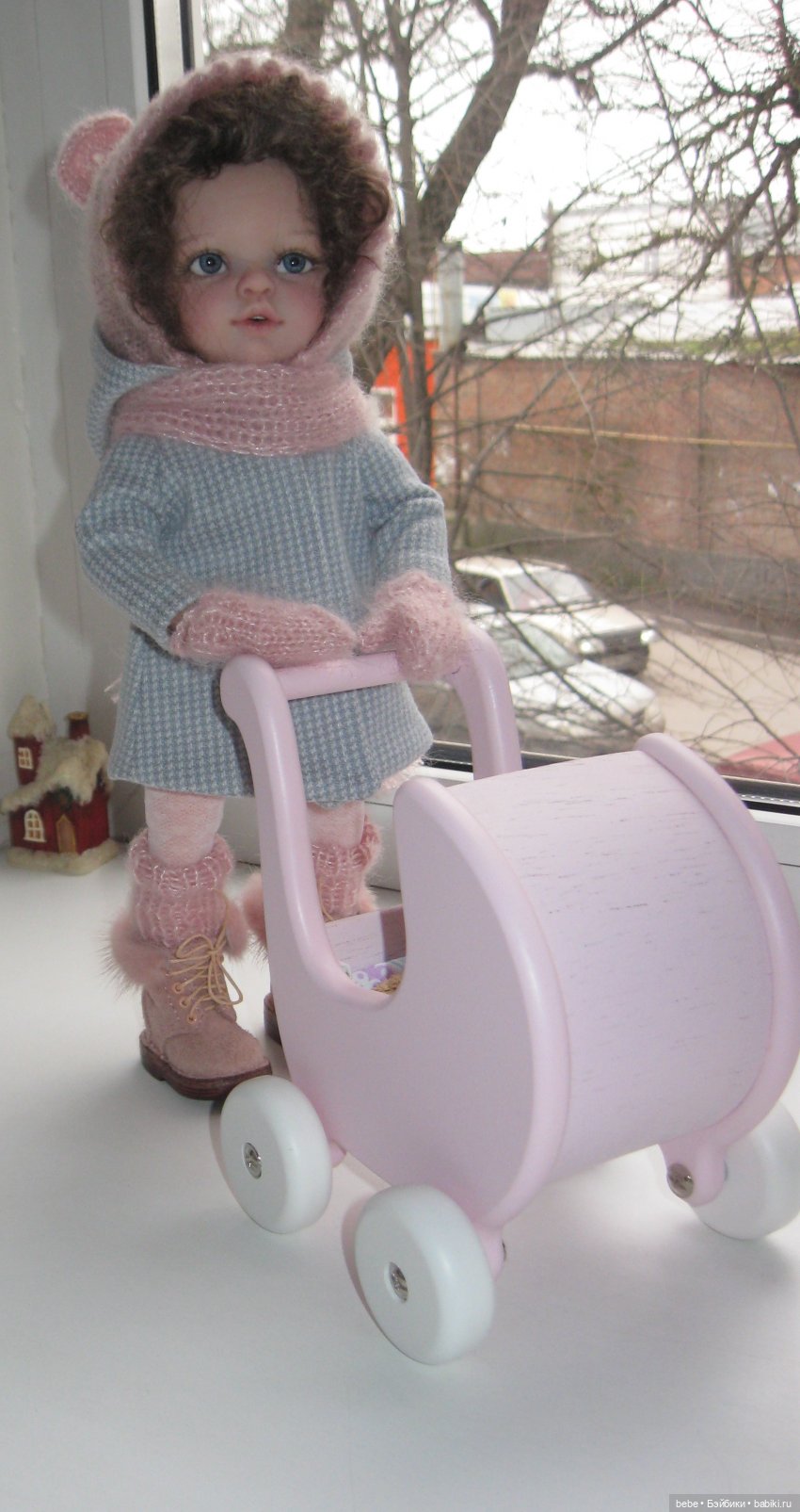 Погода у нас нелетная, а так хочется выгулять теплый гардероб