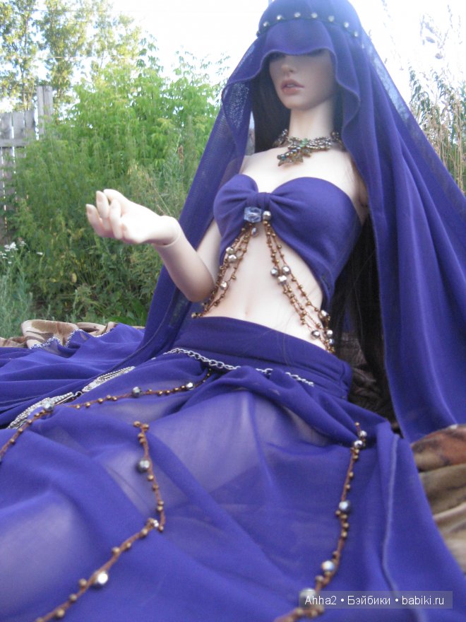 Голова-Стелла,тело-Джессика