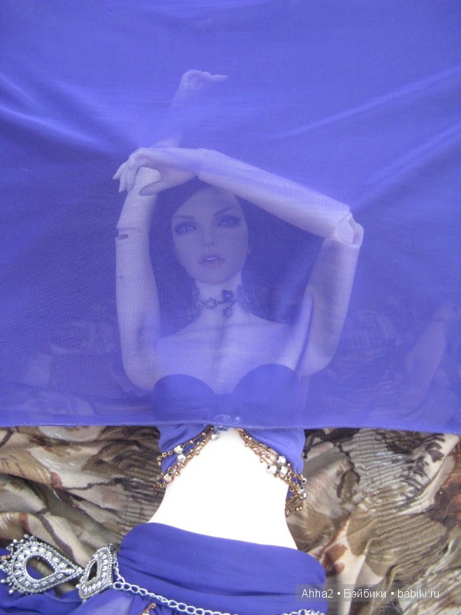 Голова-Стелла,тело-Джессика