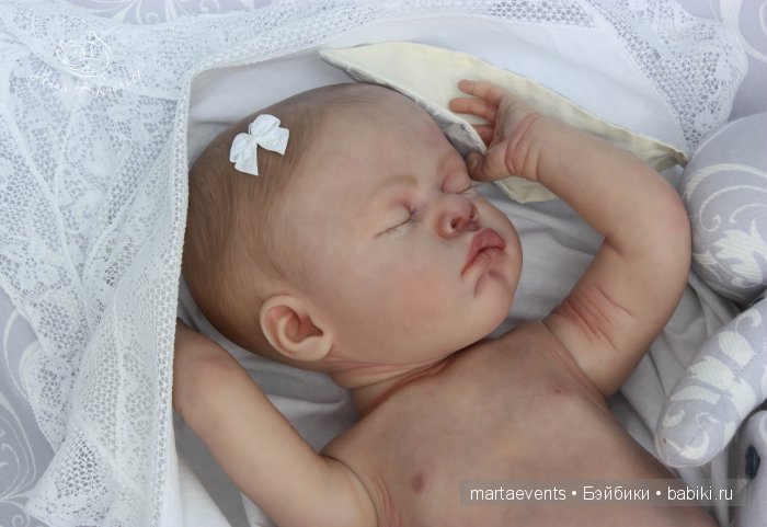 Спящая красавица реборн Coco. Штатив и лайтбокс (фото 5)
