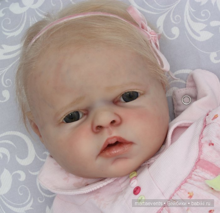 Спящая красавица реборн Coco. Штатив и лайтбокс