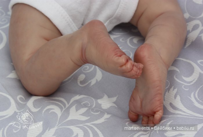 Спящая красавица реборн Coco. Штатив и лайтбокс