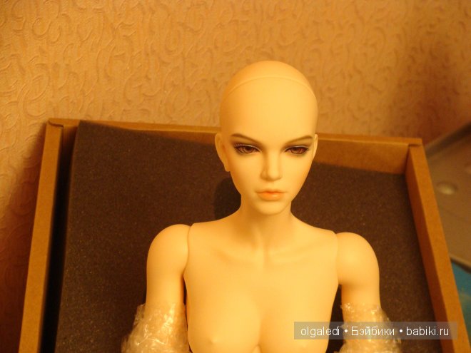 Здравствуйте, дорогие жители и гости моего любимого сайта! Ко мне приехала моя первая бжд кукла от фирмы iplehaus. Разделите