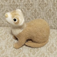 Интерьерная игрушка - хорек