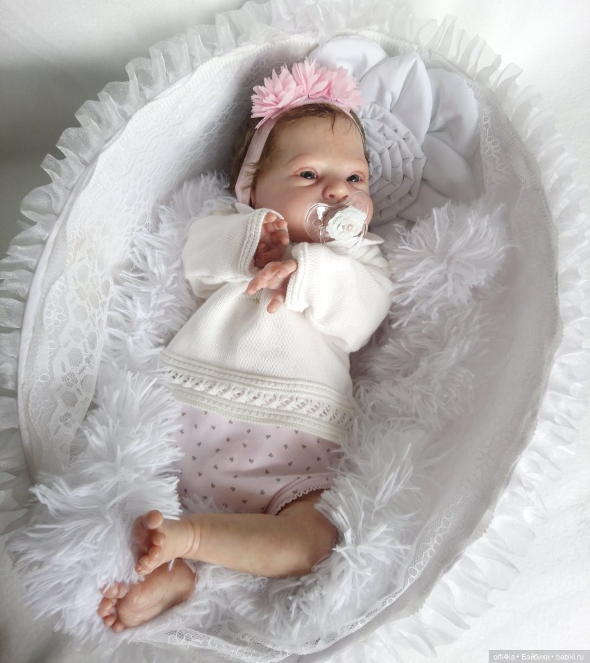 Фото Эмилии в нежных тонах | Бэйбики Фото Эмилии в нежных тонах