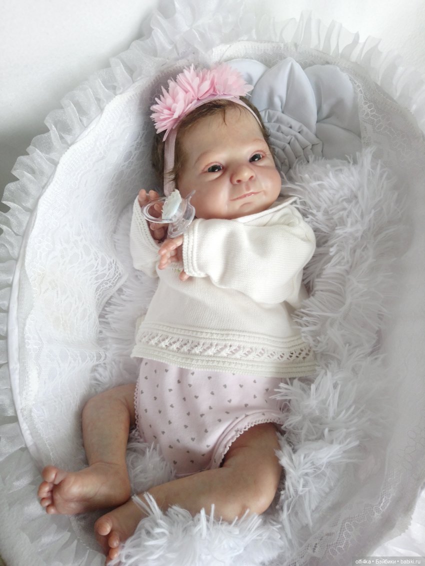 Фото Эмилии в нежных тонах | Бэйбики Фото Эмилии в нежных тонах
