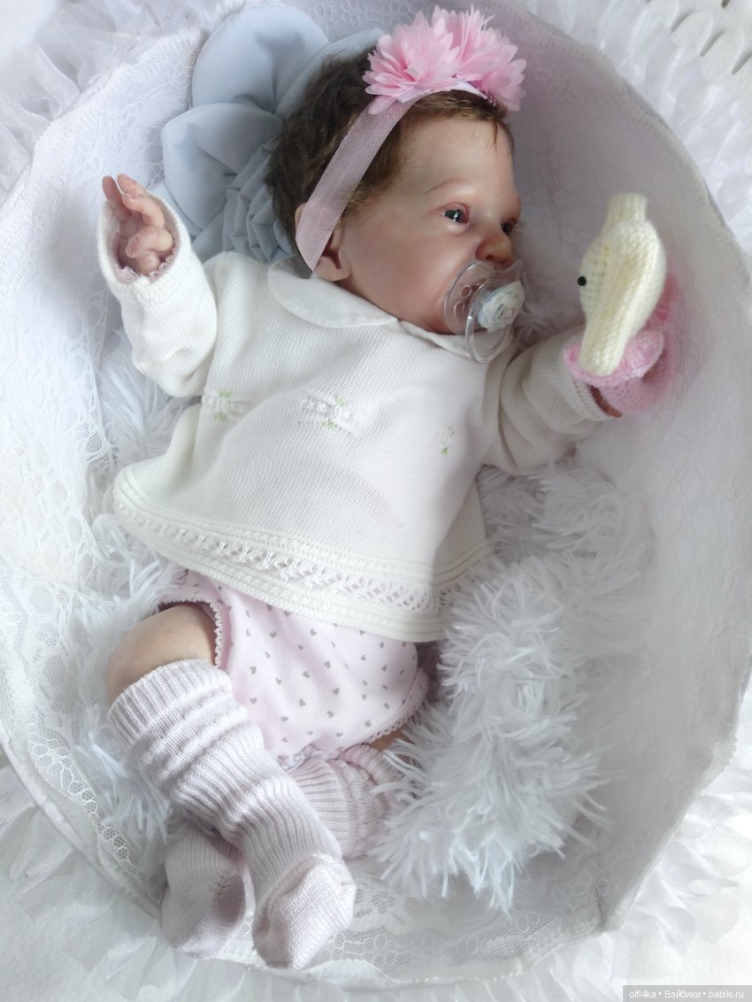 Фото Эмилии в нежных тонах | Бэйбики Фото Эмилии в нежных тонах