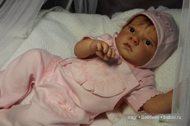 Силикон-виниловый лимитированный молд Sabrina by Reva Schick №236/300. Аришка.