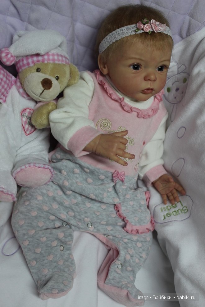 София молд Ливия