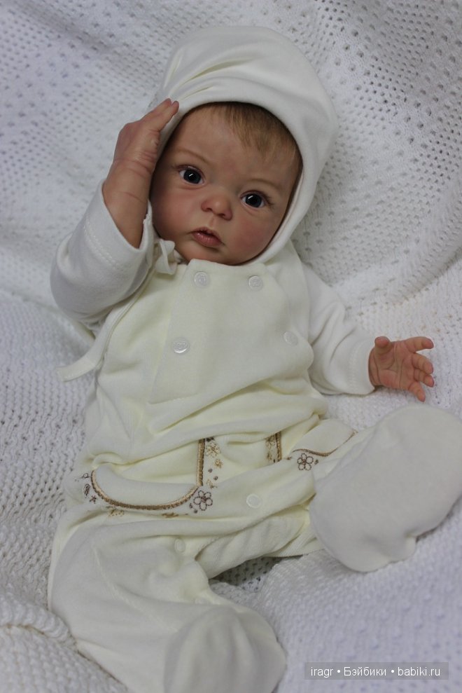 София молд Ливия