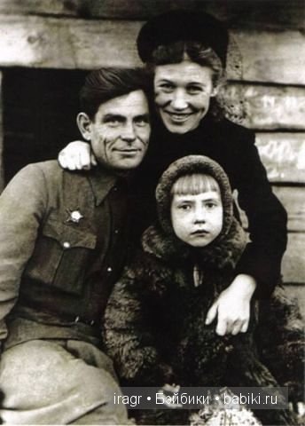Черно-белое кино или детские фото известных людей