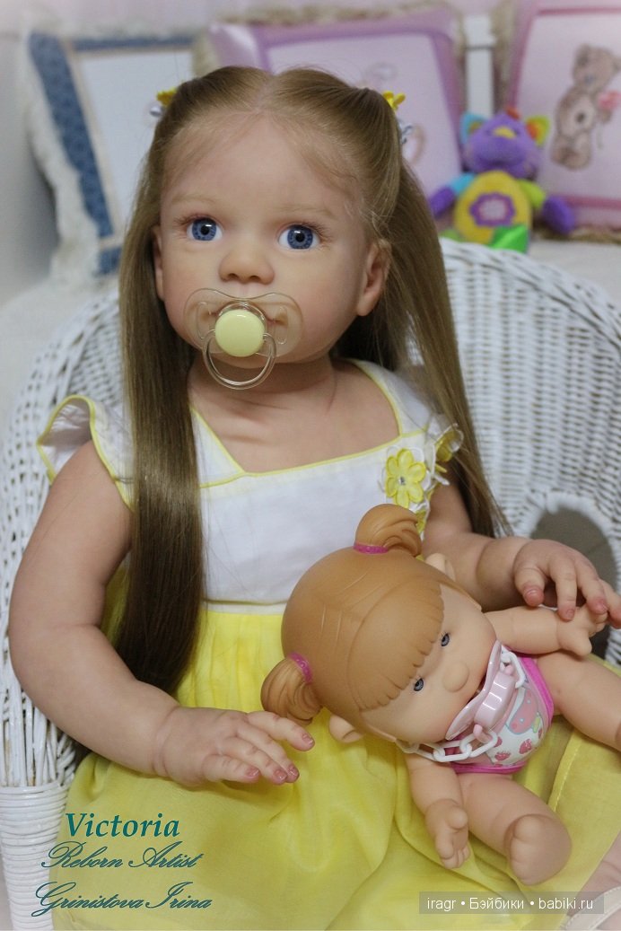 Gabriella by Regina Swialkowski