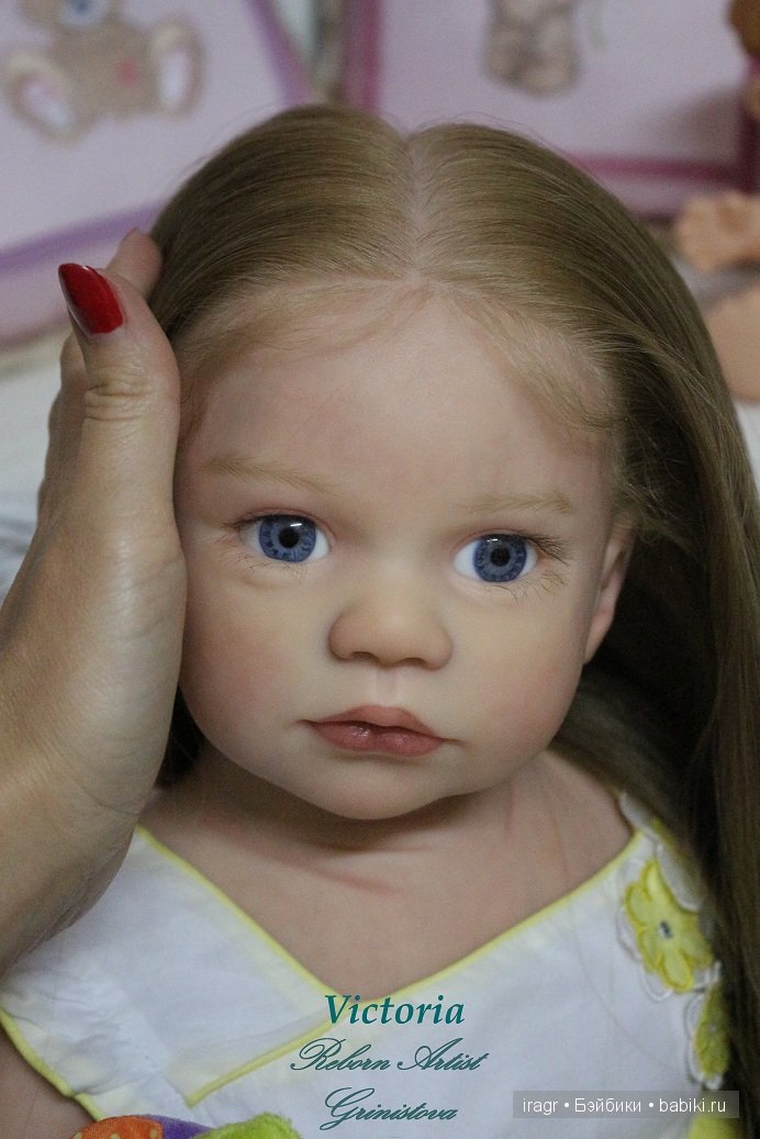 Gabriella by Regina Swialkowski