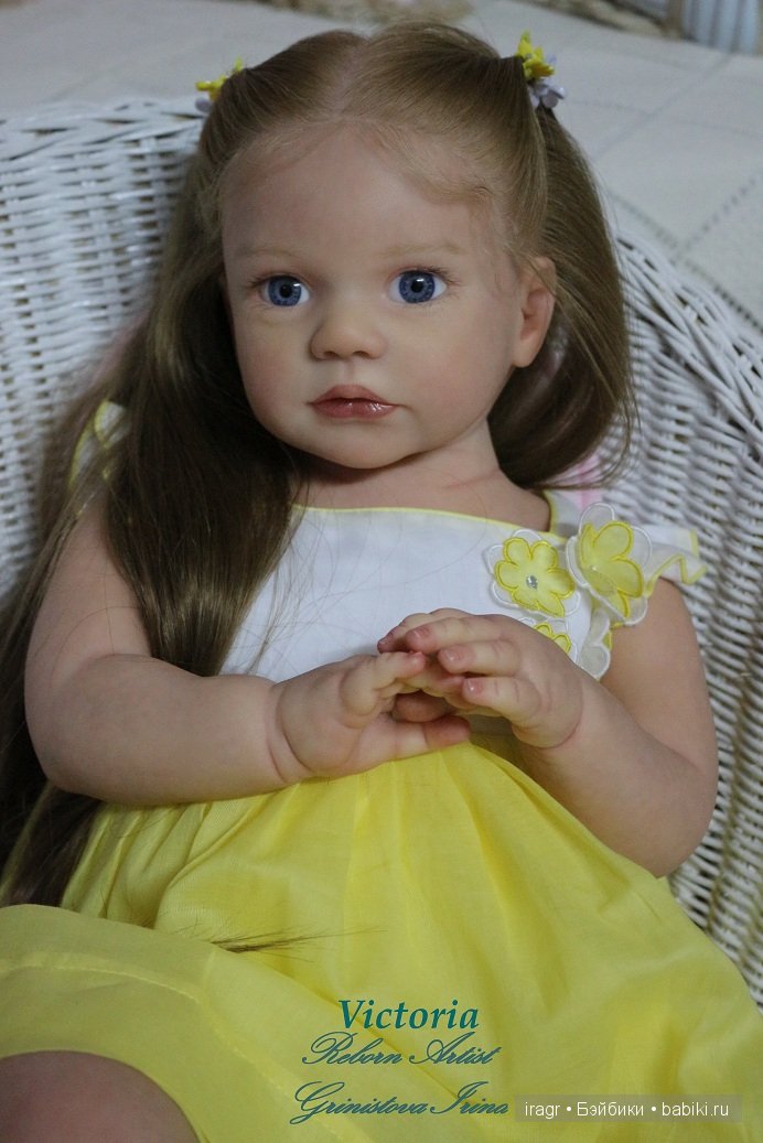 Gabriella by Regina Swialkowski