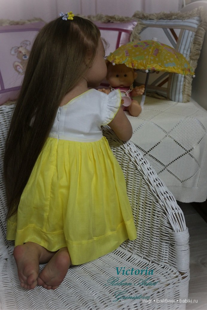 Gabriella by Regina Swialkowski