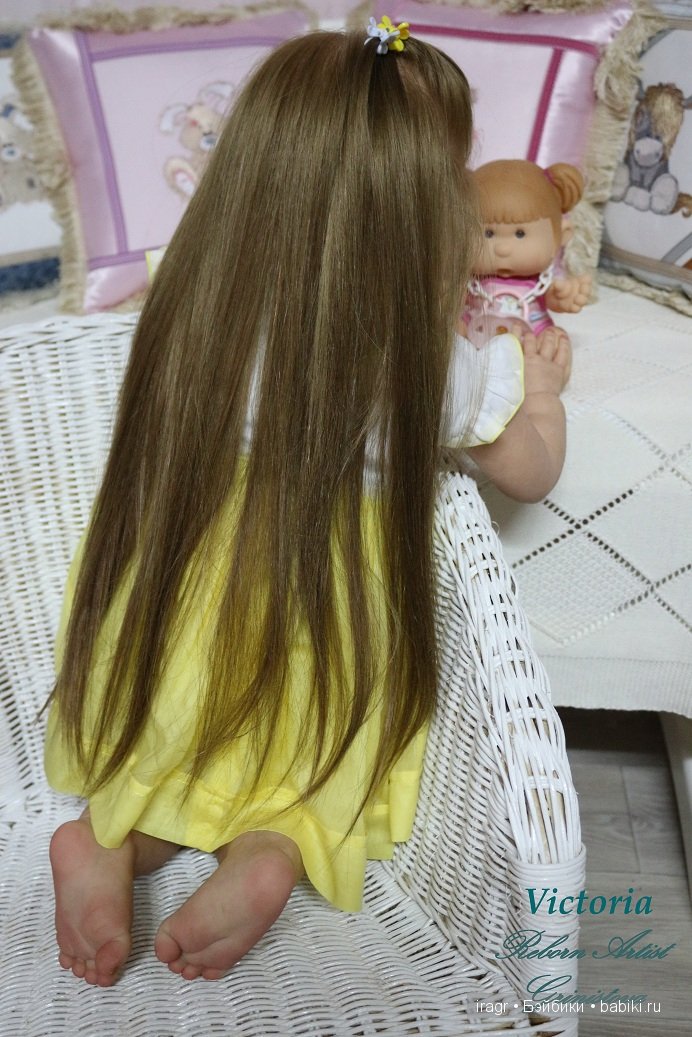 Gabriella by Regina Swialkowski