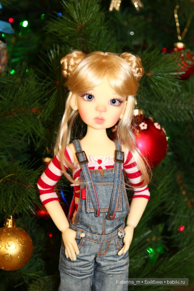 Поздравляем всех с наступающими праздниками! Мои девочки от Kaye Wiggs