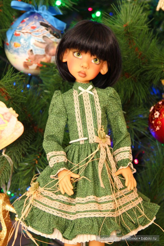 Поздравляем всех с наступающими праздниками! Мои девочки от Kaye Wiggs