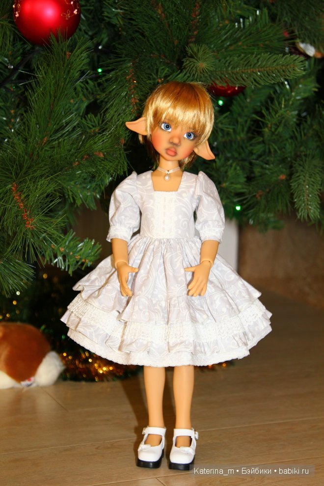 Поздравляем всех с наступающими праздниками! Мои девочки от Kaye Wiggs