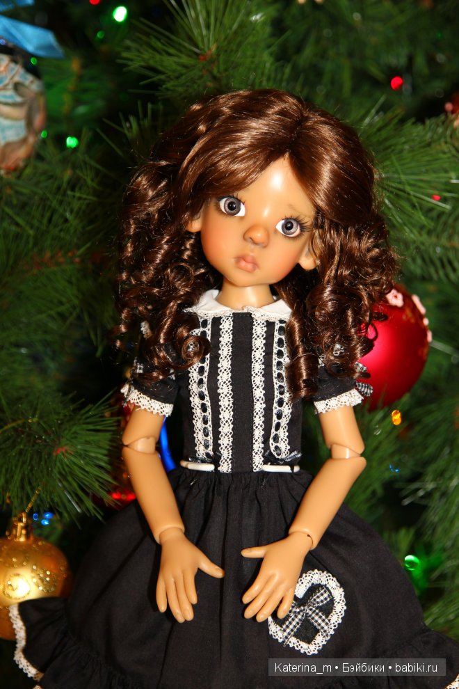 Поздравляем всех с наступающими праздниками! Мои девочки от Kaye Wiggs