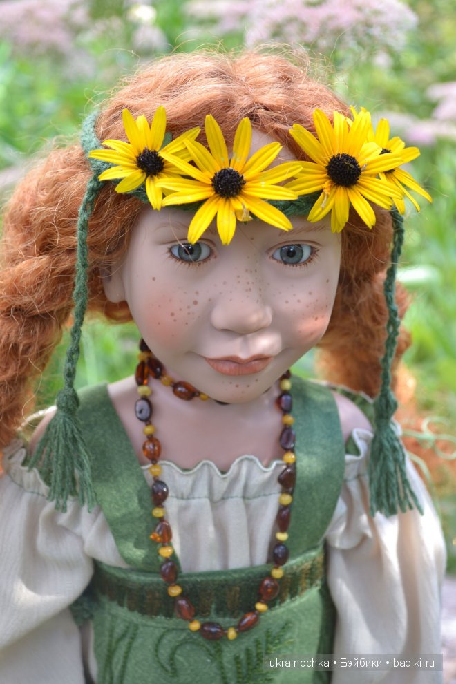 О чем улыбается Ундина, маленькая девочка от Zwergnase